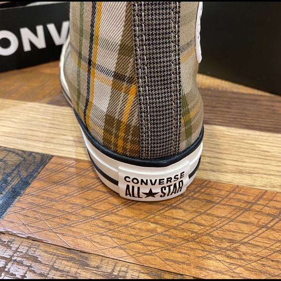 New Converse Chuck Taylor All Star Hi Plaid Sneakers - Picture 3 of 5